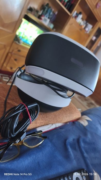 Vând VR PS 4,doar ce se vede