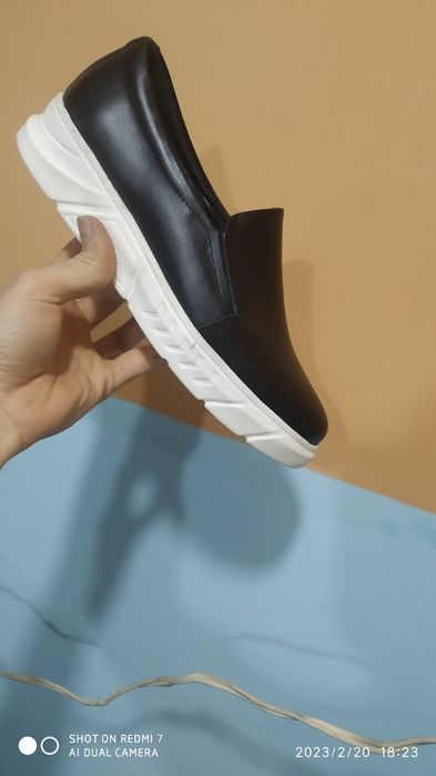 Poyabzal keta zakazga tikib berman