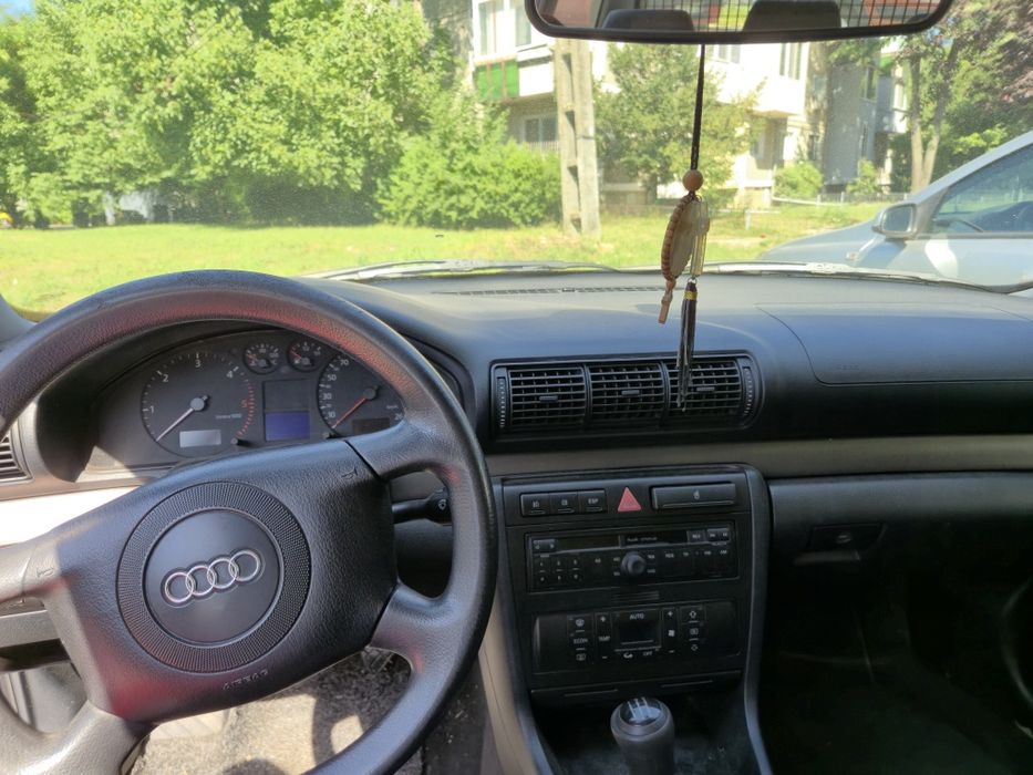 AUDI A4 Avant 2001 — imagine 5
