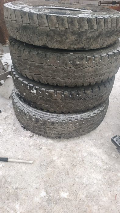 Резина б/у R 11 22.5