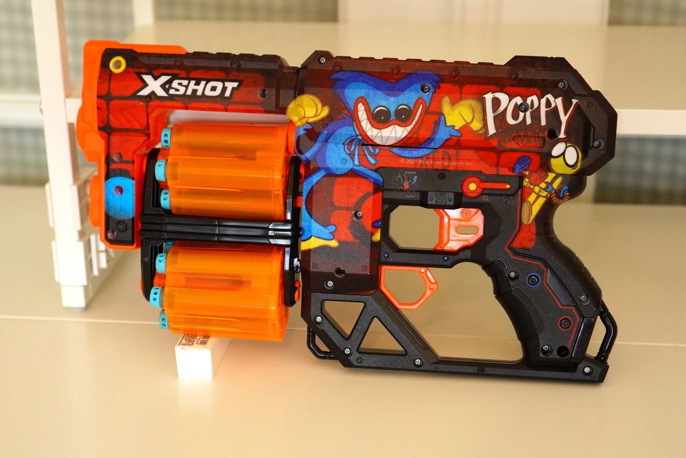Blaster X-Shot tip Nerf cu Poppy Playtime
