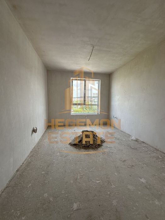 Продава се Тристаен апартамент в Варна, Победа - 98 кв.м за 1990 €/кв.м - Снимка #8