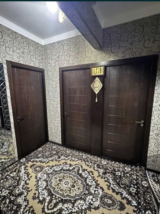 Медгарадокда 3 хонали квартиза Зудлик билан сотилади !