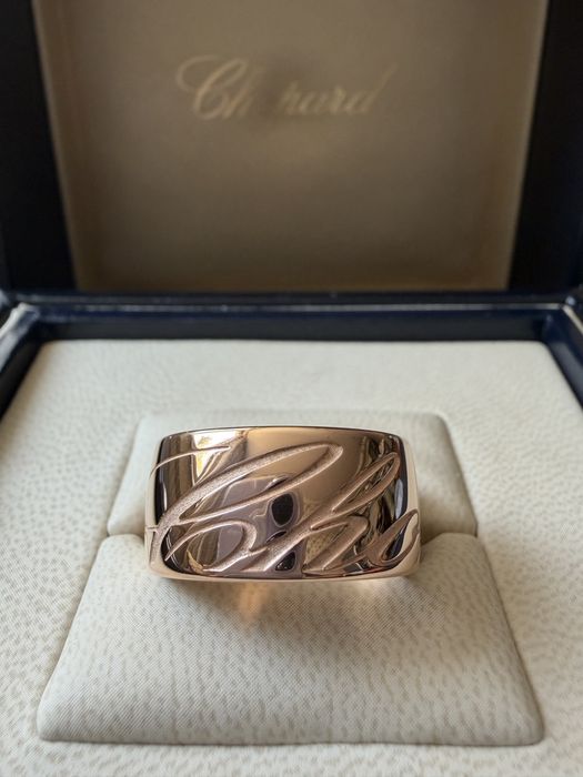 Продам кольцо золотое Chopard оригинал.