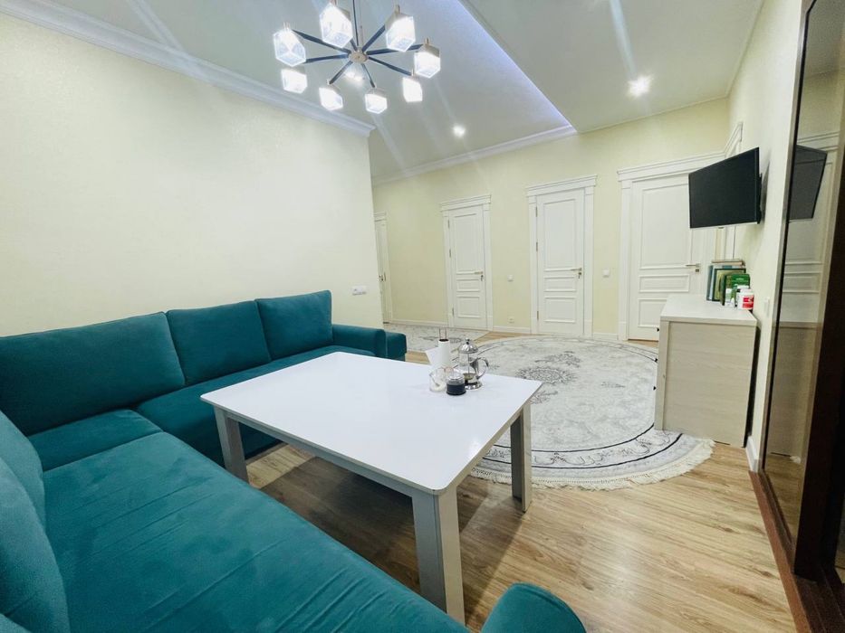 Срочно! Янги 16 йиллик 2,5 сот 4 хона, 1 хол, жилой подвал