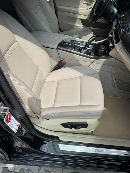 BMW 525D 2.0D XDrive Luxury /218Cp/Automat/interior Piele/Navigatie mare/Euro6