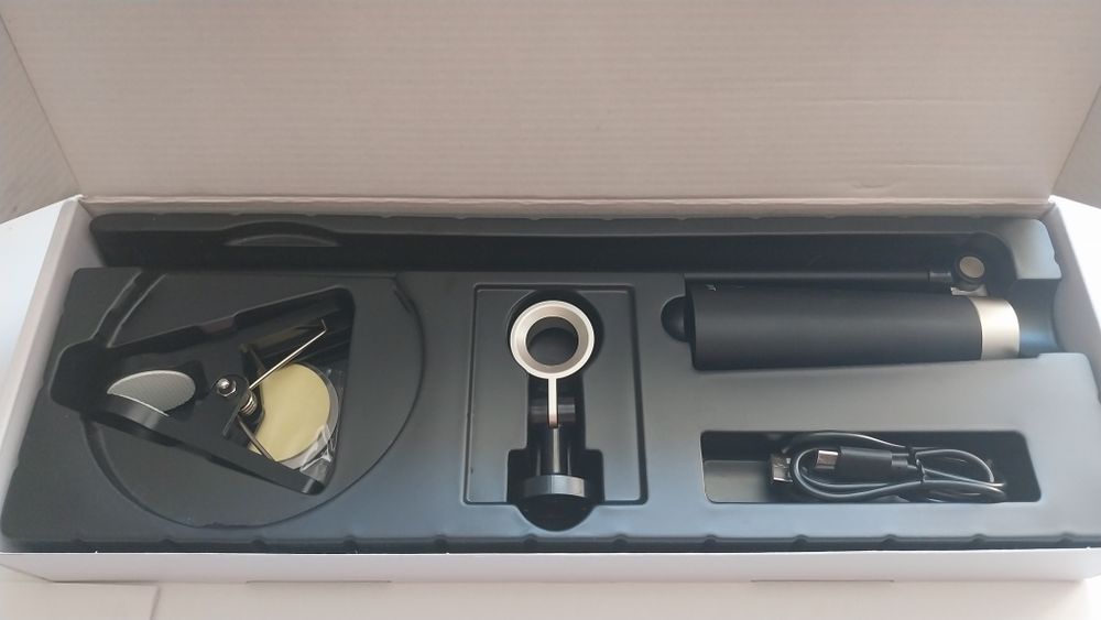 Vand lampa Led, reîncărcabila, 4 în 1, sigilata, garantie 2 ani