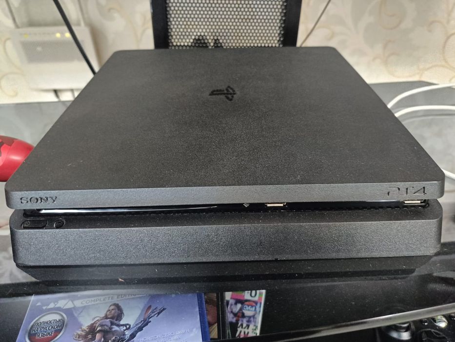 Ps 4slim 1TB отличное состояние