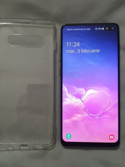 Samsung S10 Plus.