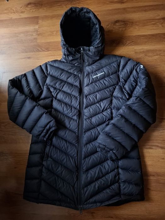 Peak performance дамско зимно яке XL размер.
