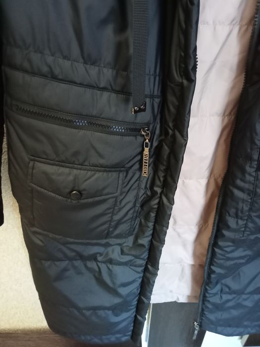 Продам демисезонное пальто