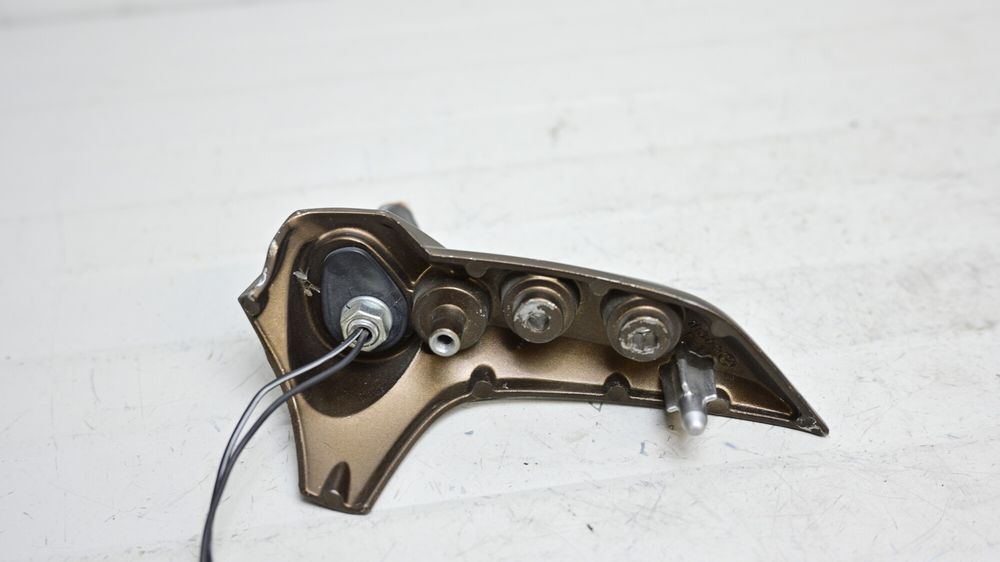 Suport Semnalizare Fata Dreapta Yamaha FZ6 2004 - 2009