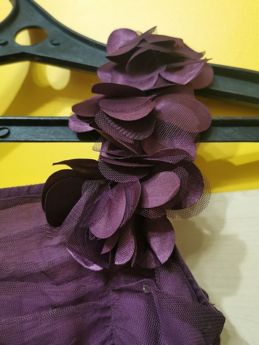 Праздничные нарядные платья