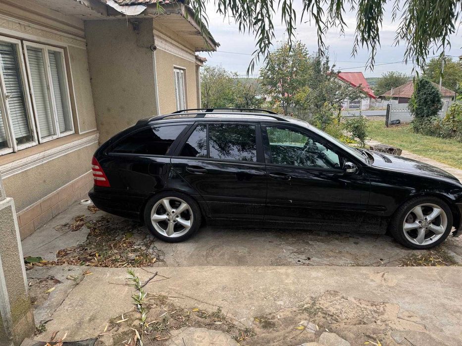 MERCEDES-BENZ C-Class 2004 — imagine 2