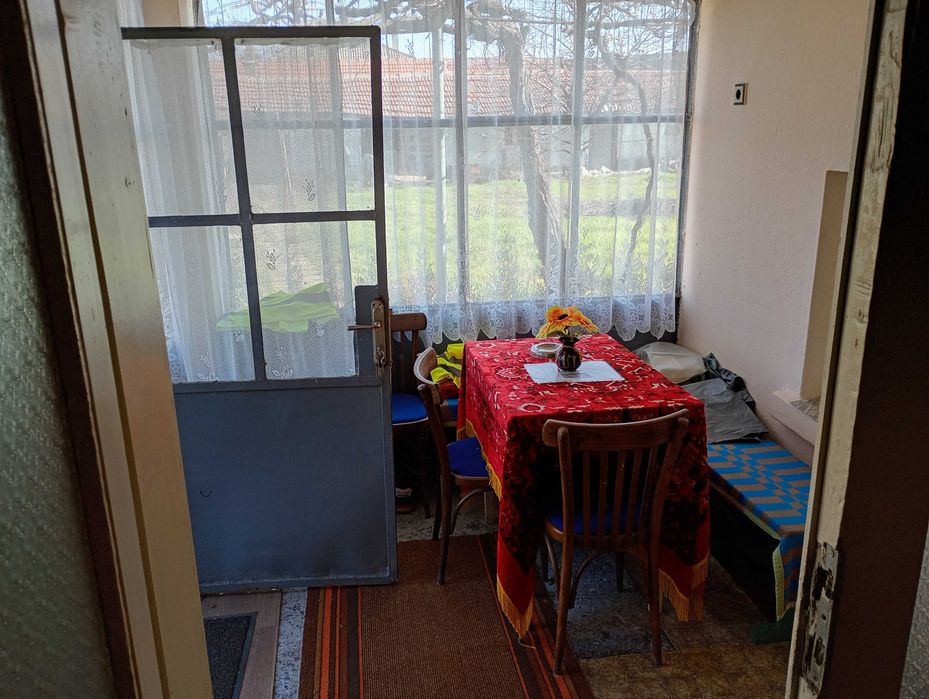 Продава се Къща в Асеновград - 180 кв.м за 255 €/кв.м - Снимка #4