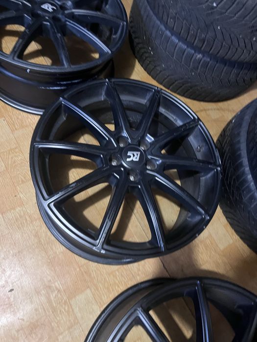 Jante pe 18  RC Design RC32 Satin-Black