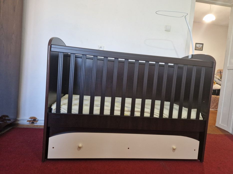 Детска дървена кошара