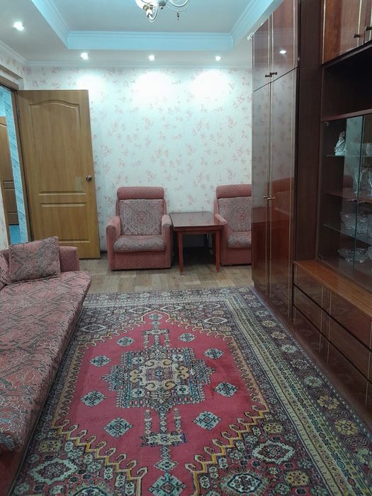 Сдам квартиру на длительный срок,семейной паре