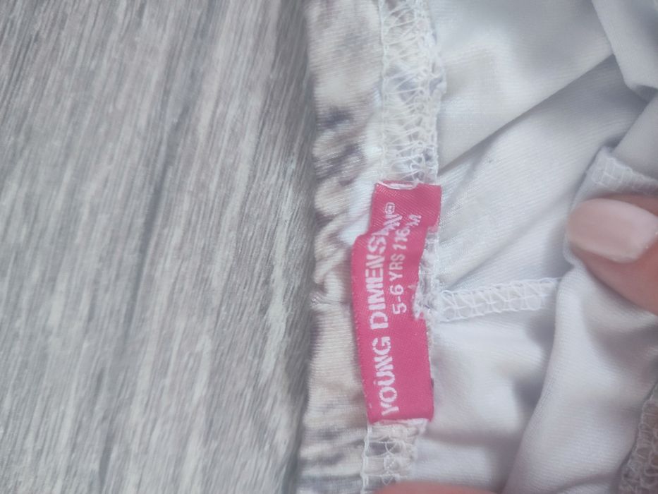 Дрешки за момиченце на 4,5 годинки