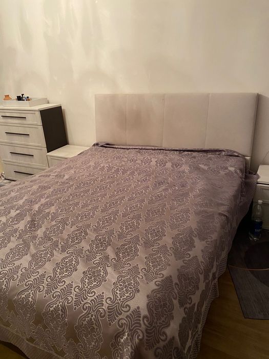 Продается спальная гарнитура