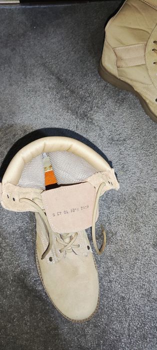 Военные сапоги песочного цвета