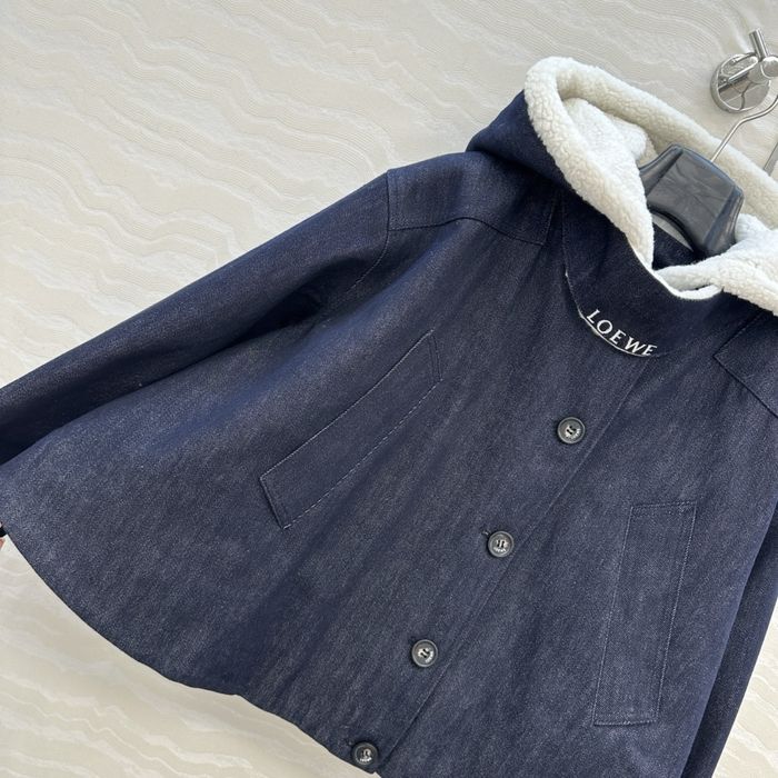 Късо палто от дънкова материя