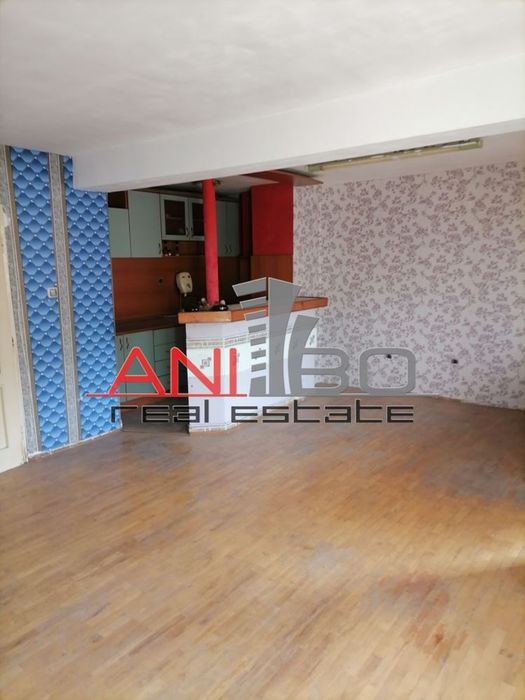 Продава се Двустаен апартамент в Варна, Зимно кино Тракия - 64 кв.м за 1969 €/кв.м - Снимка #2