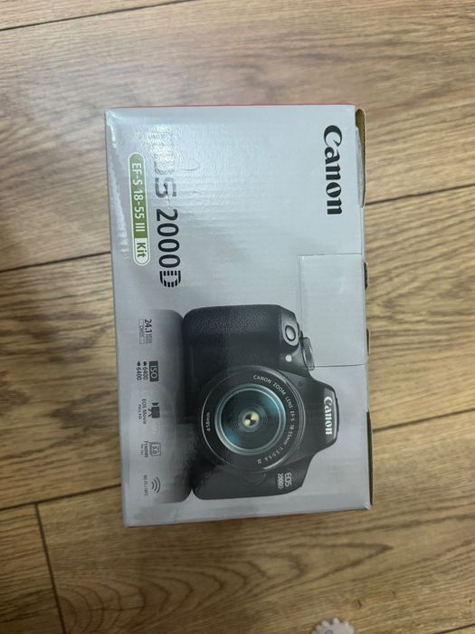 Canon EOS2000D Продам