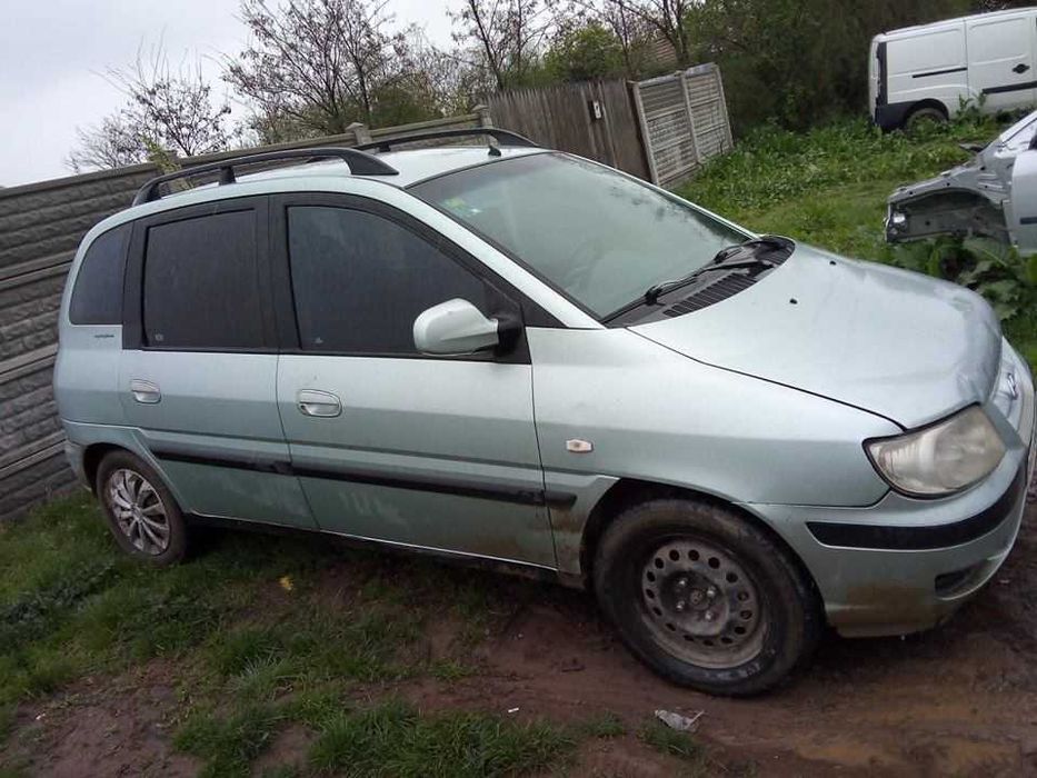 Dezmembrez Hyundai Santa Fe 1 și 2 , Tucson , Matrix , Accent