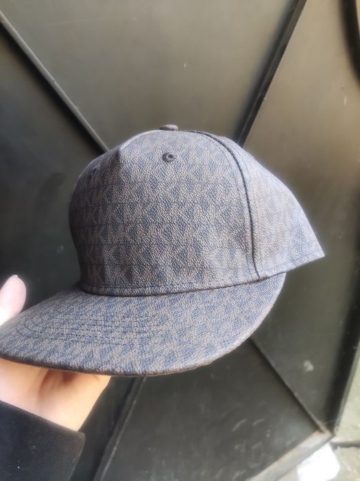 Michael Kors шапка