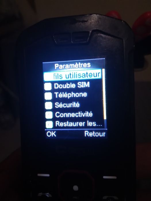 Telefon clasic cu butoane