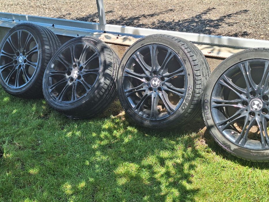 Vand 4 roti de BMW originale