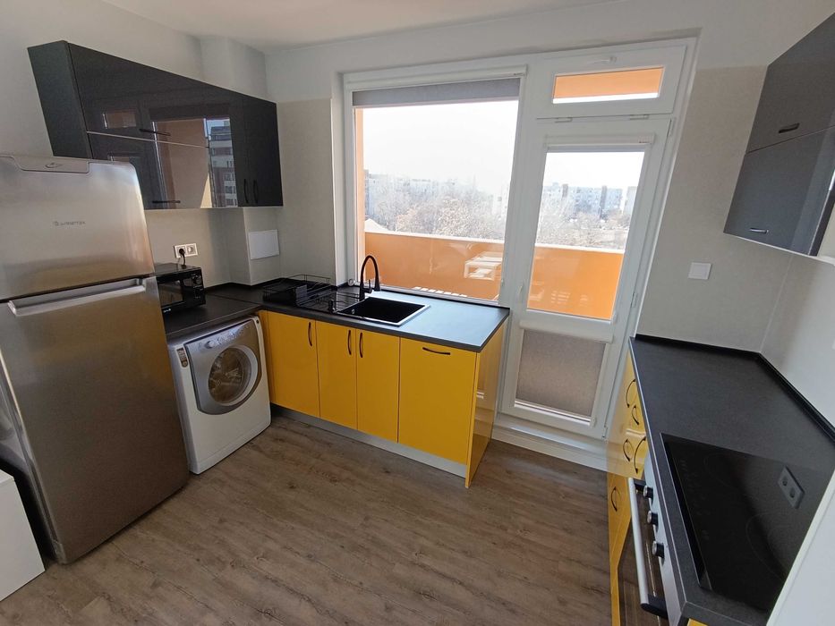 Дава се под наем Двустаен апартамент в Пловдив, Тракия - 63 кв.м за 433.5 € - Снимка #2