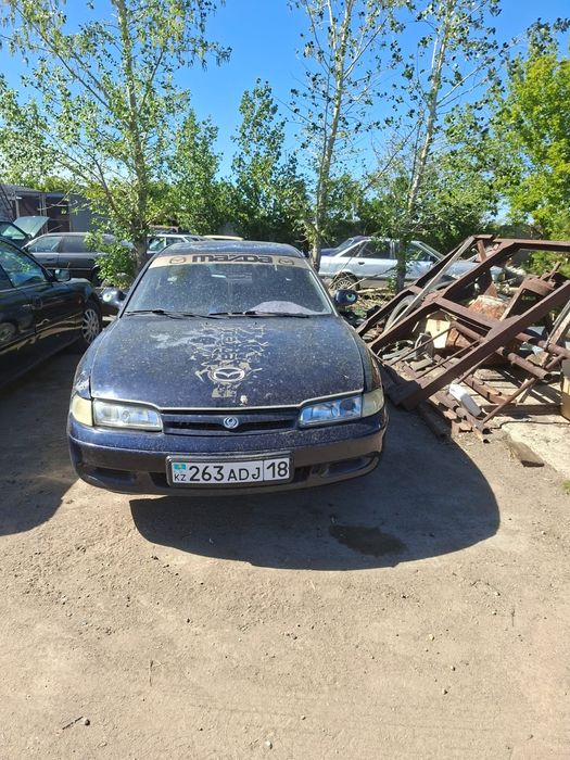 Продам машину Мазда