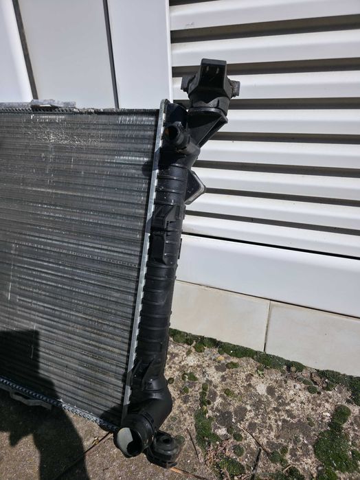 Воден радиатор за Audi A4 B8 / A5 2.7 TDI