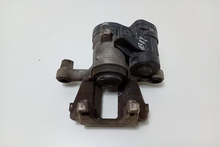 Etrier  dreapta spate 5R3615406 Volkswagen VW Golf a 7-a generatie se