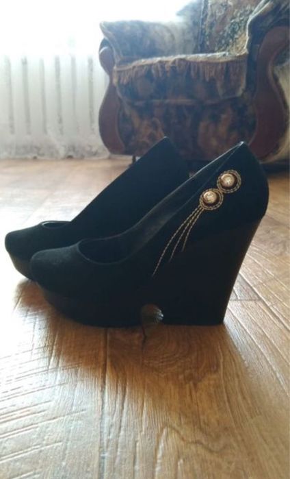 Туфли на платформе 38р