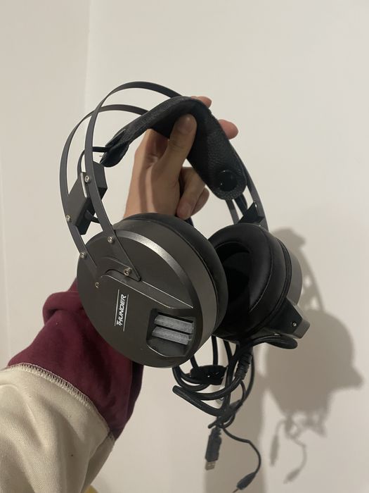 Продам наушники для геймера