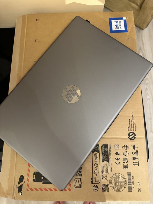 Laptop HP 250 G10, Inca in garantie