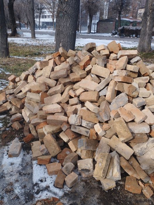 Продам красный кирпич б.у