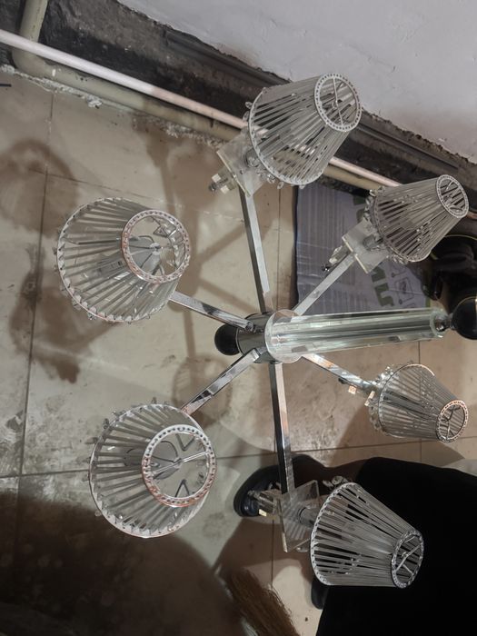 люстра 6 ти рожковая