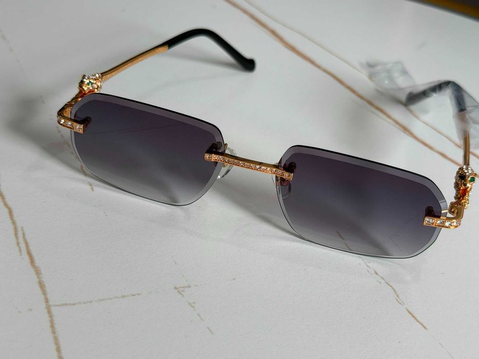 Ochelari de soare Cartier aurii