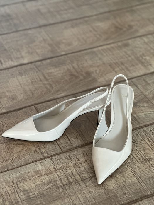 Pantofi stiletto MANGO