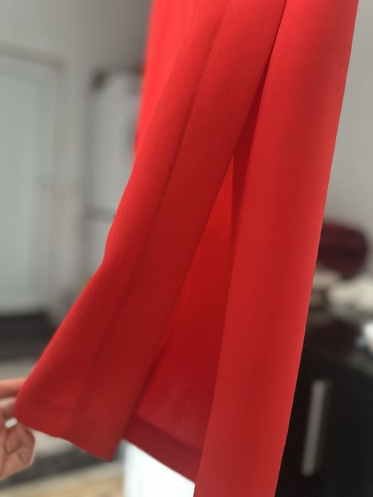 Червен дамски панталон хс