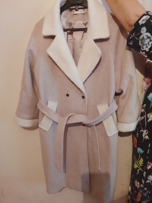 Продам пальто драповое