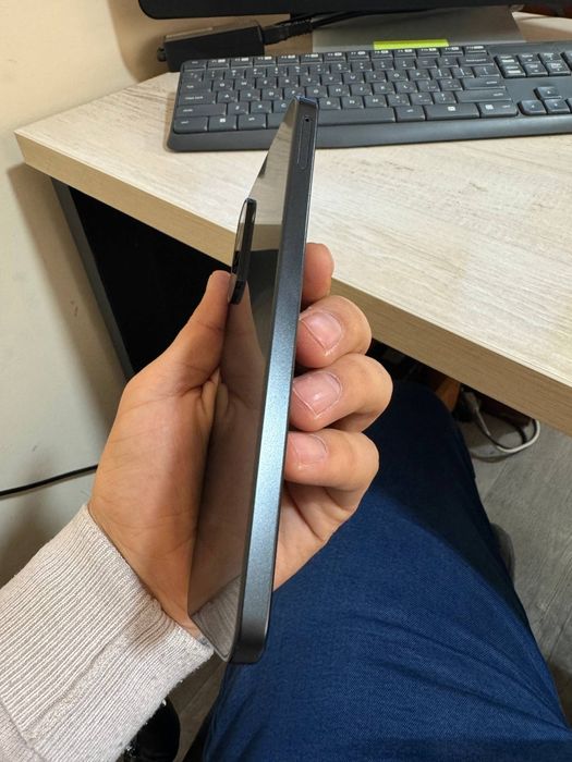 Samsung A17 6/128 pacti yangi telefon.