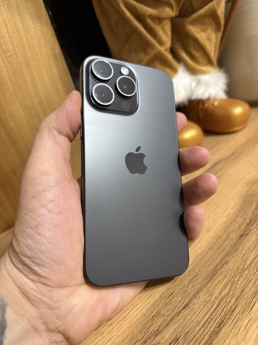 Продам iPhone 15 PRO Max