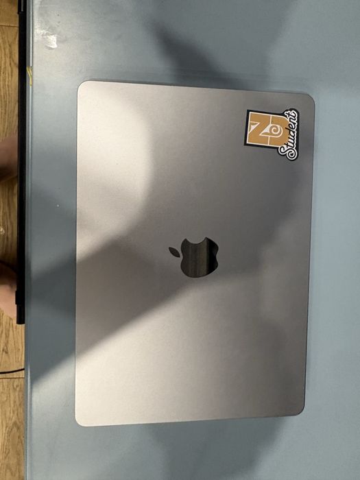 Macbook air m3 256/8