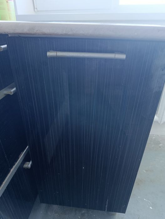 Отдам кухонный гарнитур