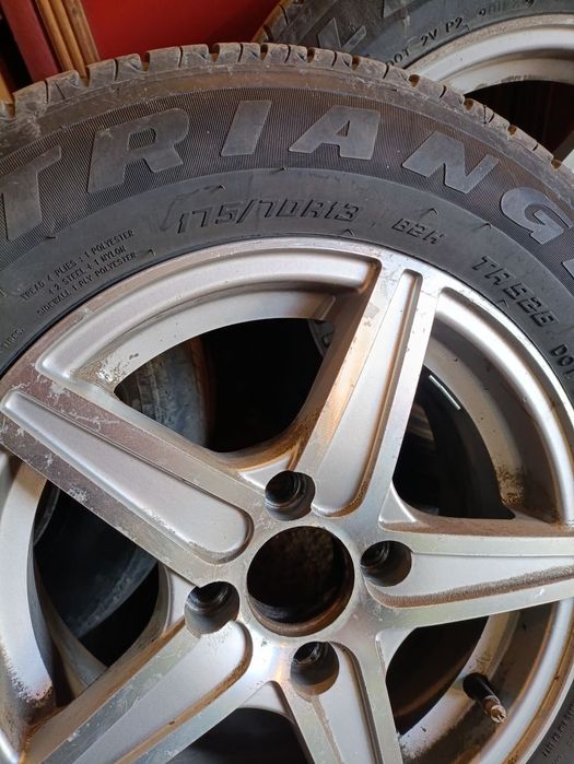 Продам с дисками на 13 лето